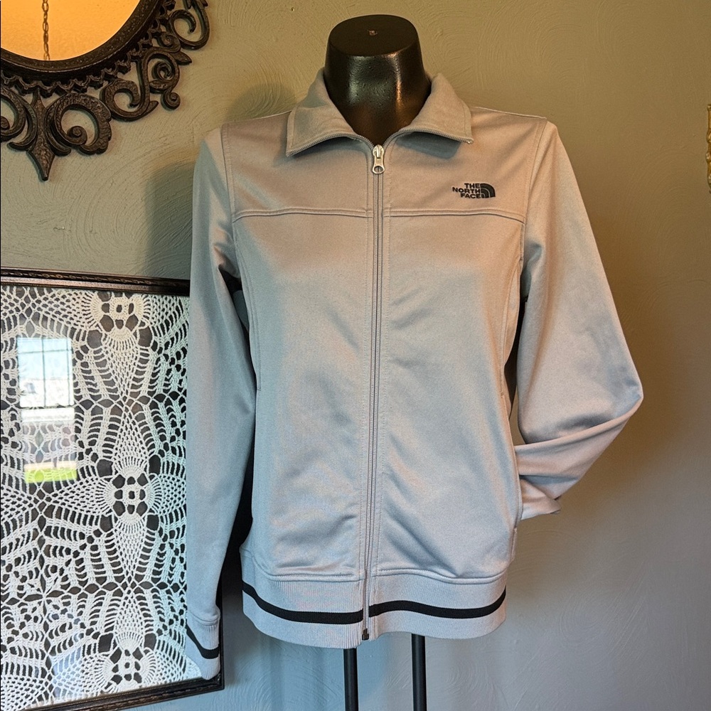 The North Face Women's Light Gray Full-Zip Bomber Jacket